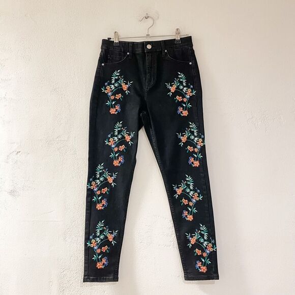 Topshop Jamie Jean in Black Floral Embroidery Size 28 - Picture 2 of 8